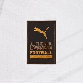 Camisa Red Bull Leipzig I 25/26 - Torcedor Puma Feminina - Branca com detalhes em vermelho