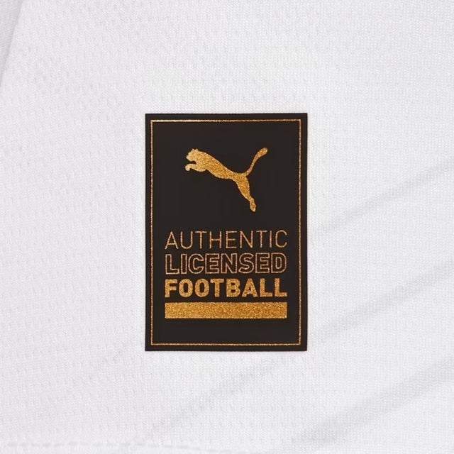 Camisa Red Bull Leipzig I 25/26 - Torcedor Puma Feminina - Branca com detalhes em vermelho