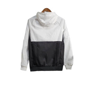 Jaqueta Corta-Vento Internacional 24/25 - Masculina Nike - Branca e preta