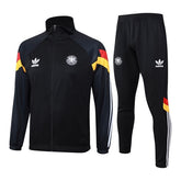 Conjunto Seleção Alemanha I 24/25 - Masculino Adidas - Preto com detalhes em amarelo e vermelho