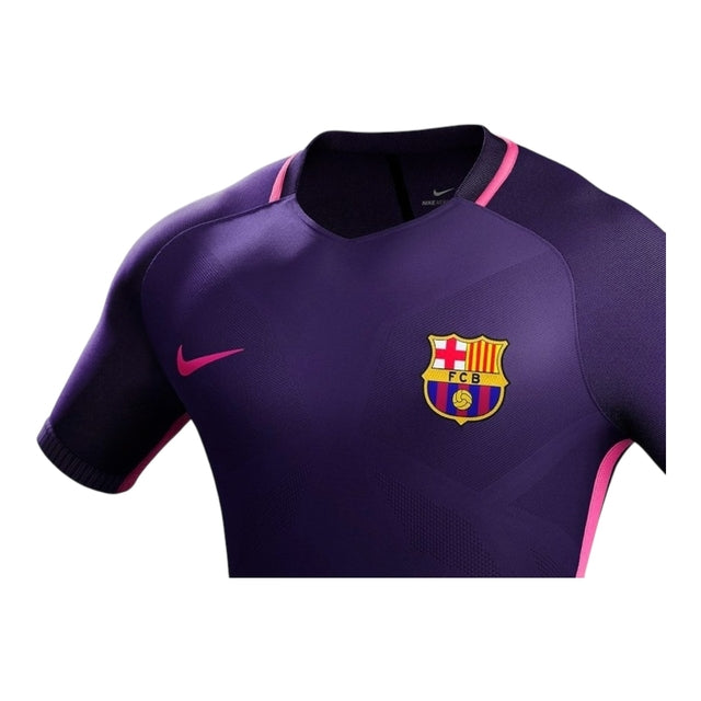 Camisa Retrô Barcelona II 2016/17 - Masculina Nike - Roxa com detalhes em rosa