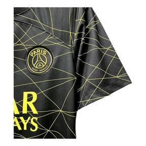 Camisa Retrô Paris Saint-Germain IV 22/23 - Masculina Jordan - Preta com detalhes em amarelo