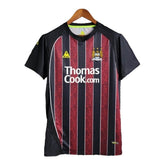 Camisa Retrô Manchester United II 07/08 - Masculina - Preta com detalhes em vermelho