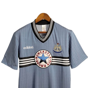 Camisa Retrô Newcastle II 1995/1996 - Adidas Masculina - Azul com detalhes em branco
