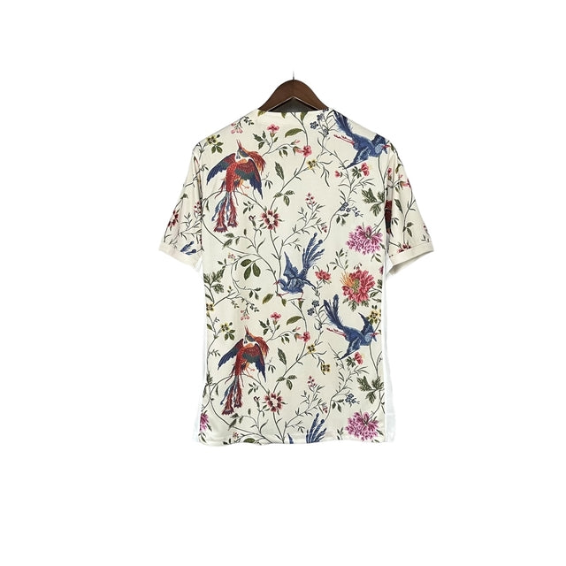 Camisa França Treino 23/24 - Torcedor Nike Masculina - Branca com detalhes em azul e vermelho