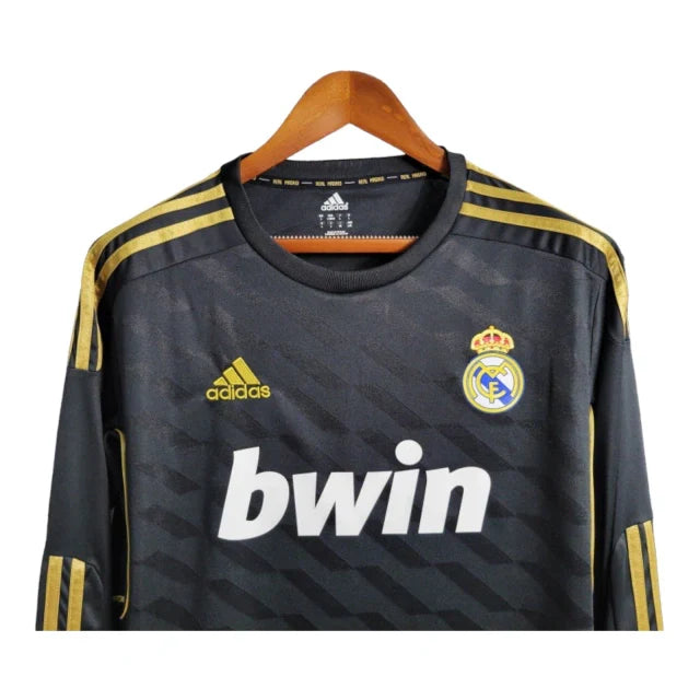 Camisa Retrô Real Madrid II 11/12 manga longa - Masculina Adidas - Preta com detalhes em dourado