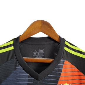 Camisa Seleção da Argentina Goleiro 24/25 - Torcedor Adidas Masculina - Preta com detalhes laranja e amarelo