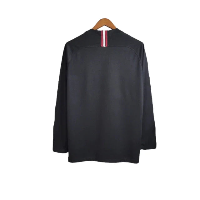 Camisa Retrô Paris Saint German Edição Champions League 2018/2019 manga longa - Masculina Jordan - Preta com detalhes em branco e vermelho