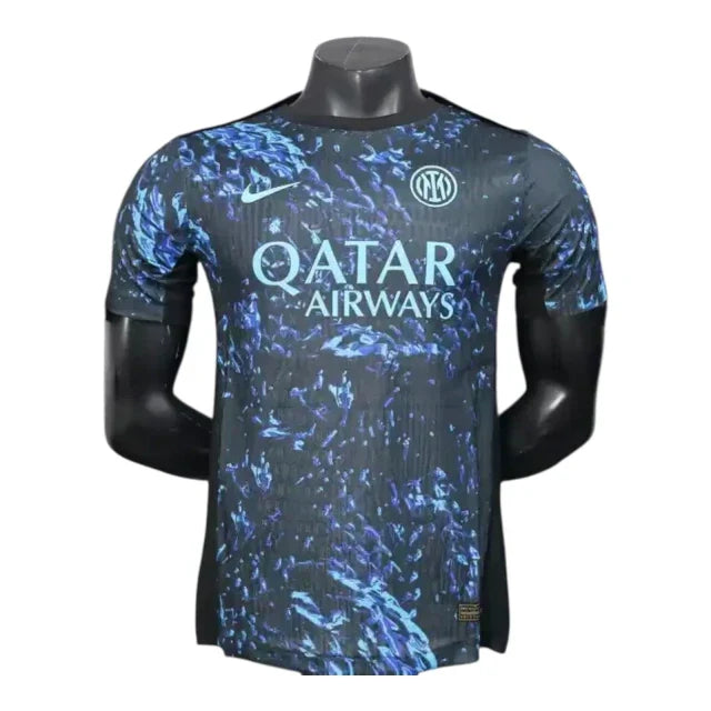 Camisa Inter de Milão Pré-jogo 25/26 - Jogador Nike Masculina - Preta com detalhes em azul