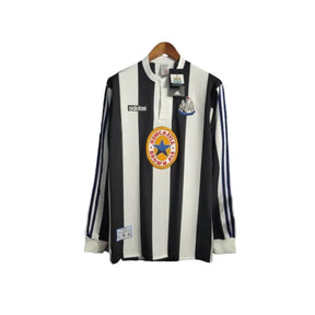 Camisa Retrô Newcastle 1997/1999 manga longa - Masculina Adidas - Branca com listras pretas e detalhes em azul