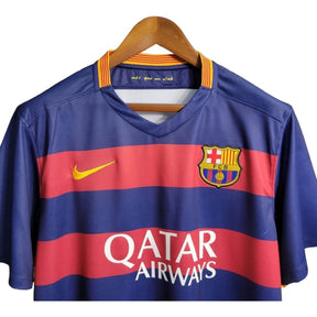Camisa Retrô Barcelona I 15/16 - Masculina Nike - Azul com detalhes em vermelho e amarelo