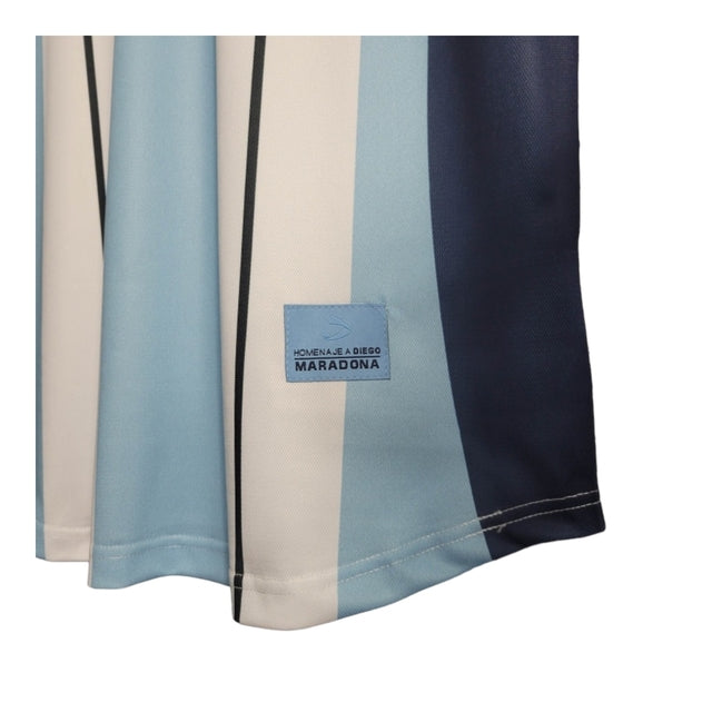 Camisa Retrô Seleção da Argentina 2010 Maradona - Fila Masculina - Azul com detalhes em branco e preto