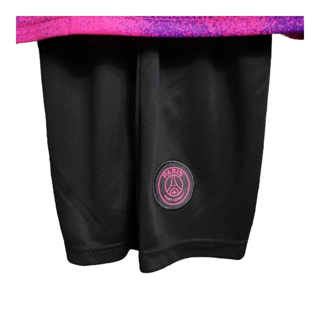 Kit Infantil Paris Saint-Germain III 20/21 - Jordan - Rosa com detalhes em preto e roxo