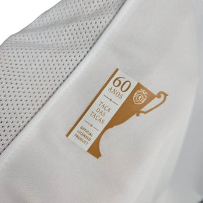 Camisa Sporting Lisboa Edição comemorativa 60 anos 24/25 - Torcedor Nike Masculina - Branca com detalhes em verde