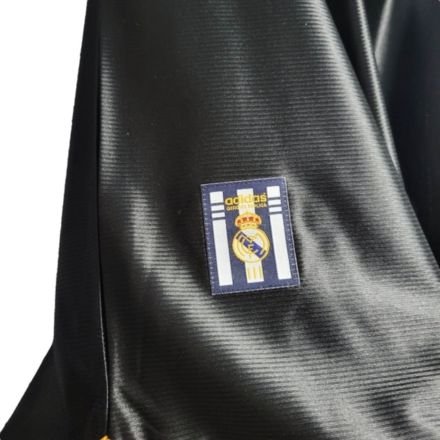Camisa Retrô Real Madrid II 99/01 - Masculina Adidas - Preta com detalhes em amarelo