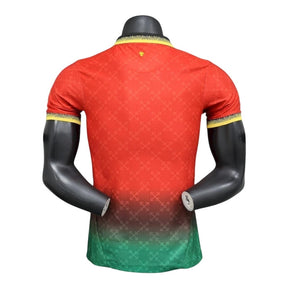 Camisa AC Milan Edição especial 25/26 - Jogador Puma Masculina - Vermelha com detalhes em verde