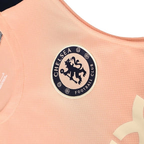 Kit Treino adulto - Camisa e Shorts - Chelsea Nike 25/26 - Salmão com detalhes em azul