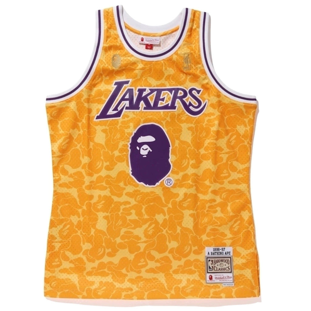 Regata Los Angeles Lakers BAPE X Mitchell & Ness 1996/97 ABC Amarela