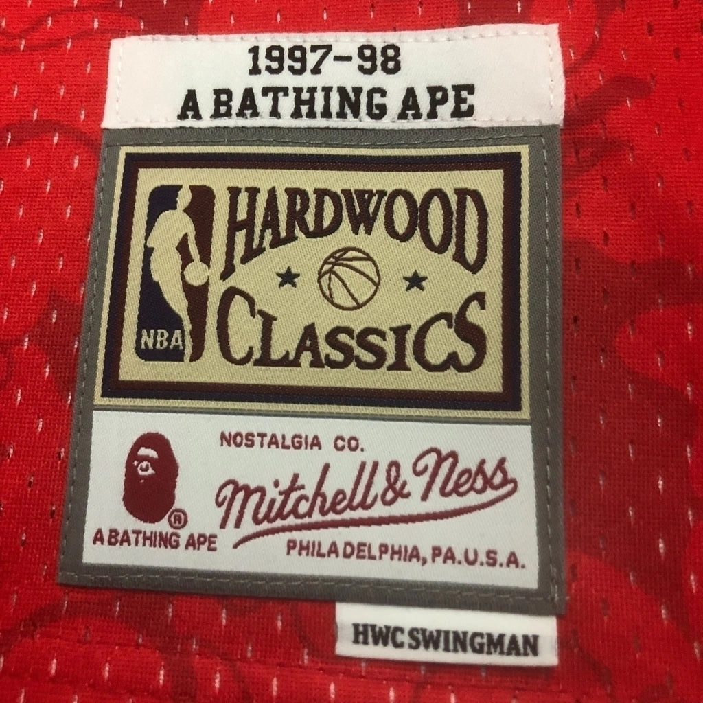Regata Chicago Bulls BAPE X Mitchell & Ness 1997/98 ABC Vermelha
